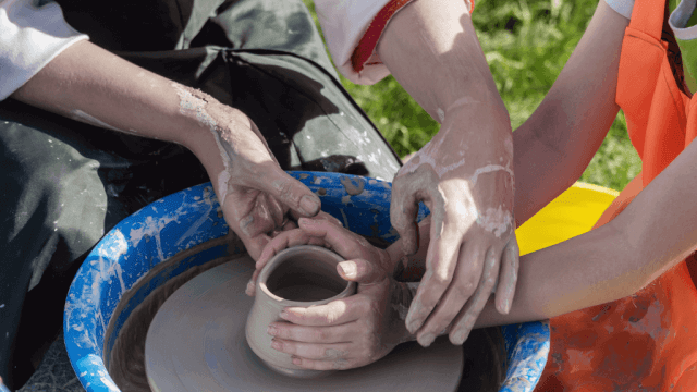 How Fast Does A Pottery Wheel Spin?